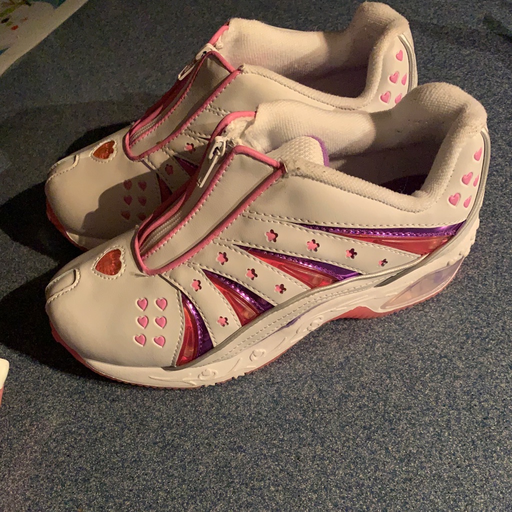 Brand New 2006 Shoes Light Up